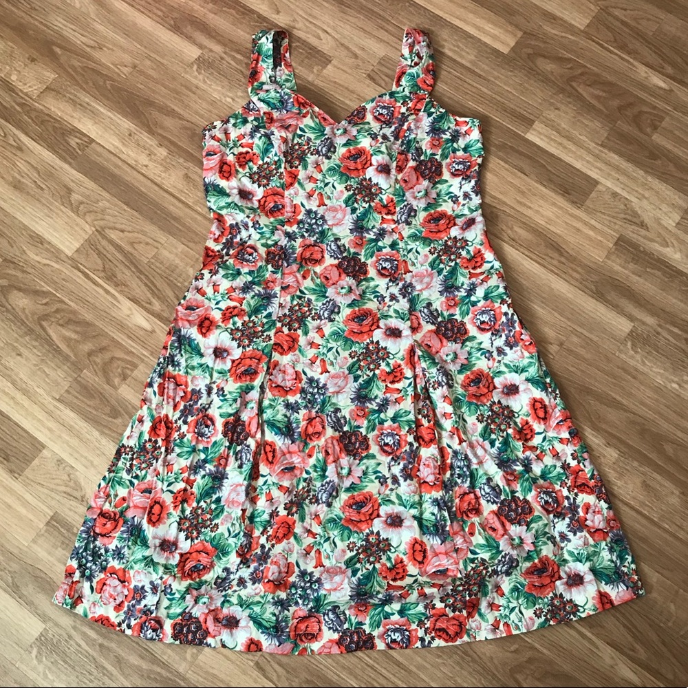 Size 16 J. Peterman Vintage-Inspired Floral Dress